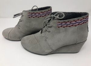 Toms Kala Lace Up Wedge Booties Grey Women Size 10 Aztec Leather Suede Boots